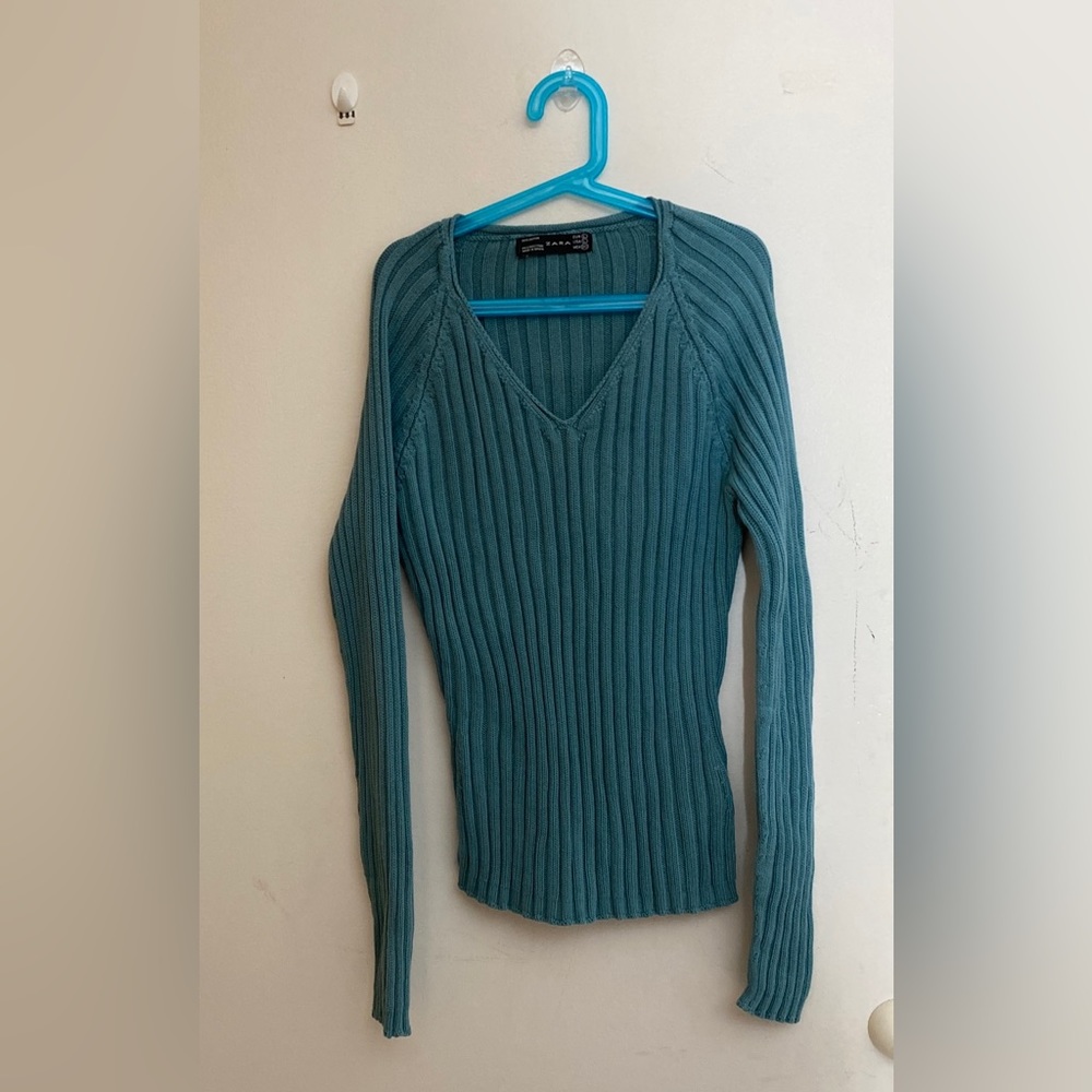 Zara sweater size L
